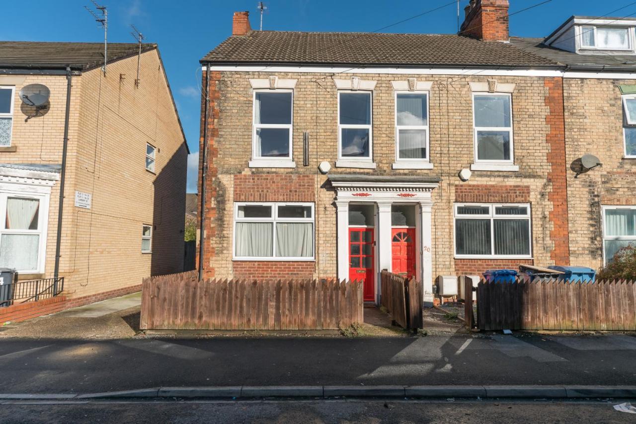 3 Bedroom Saks - 2 Living Area House In Newland Ave Hull Kingston upon Hull Esterno foto